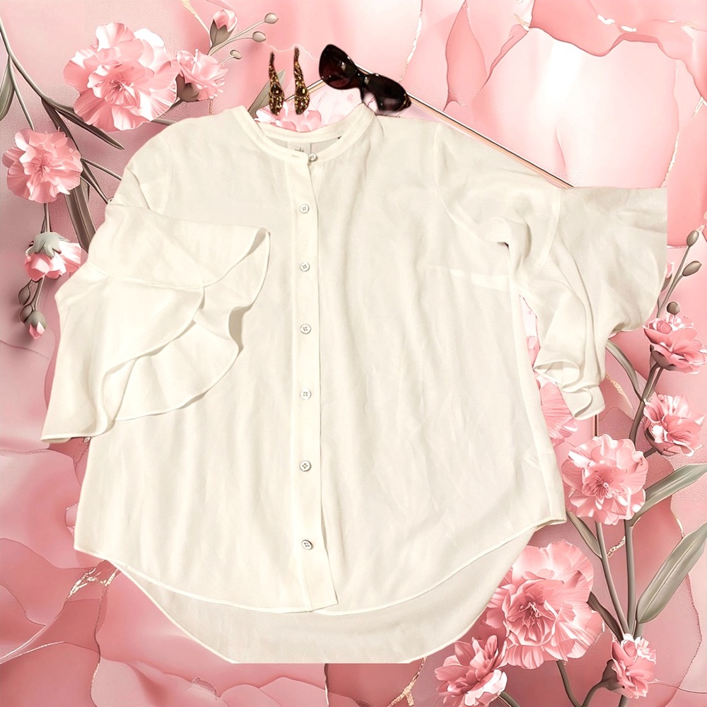 Brand New Women’s White Cato Shirt